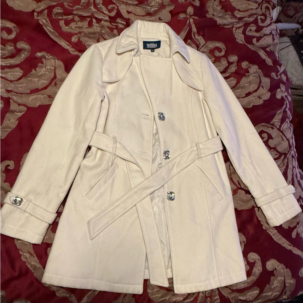 Stylish White Women's Coat